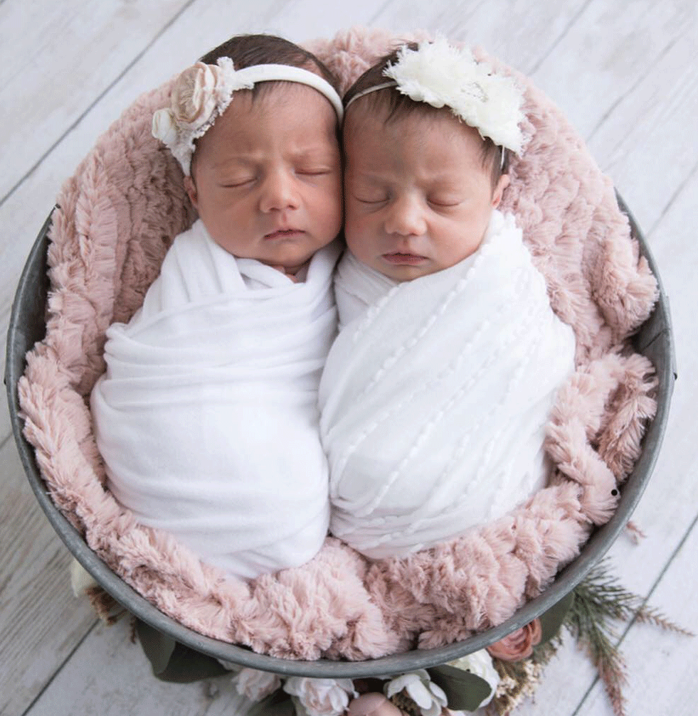 tubal-reversal-twins-two-peas-in-a-pod