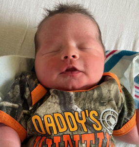 daddies-hunting-buddy-tubal-reversal-surgery-baby-prestonsburg-kentucky