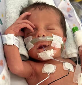 kick-boxer-baby-born-after-tubal-reversal-kicking-in-uterus