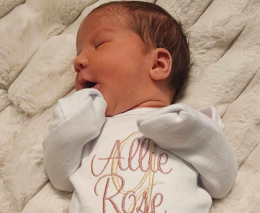 Essure-reversal-Kentucky-couple-has-Essure-reversal-baby